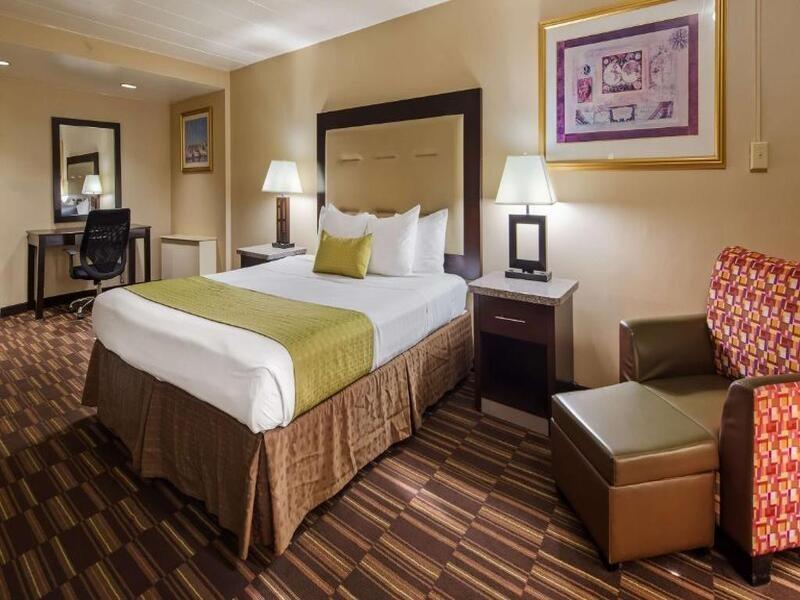 Best Western Louisville East Inn & Suites Luaran gambar