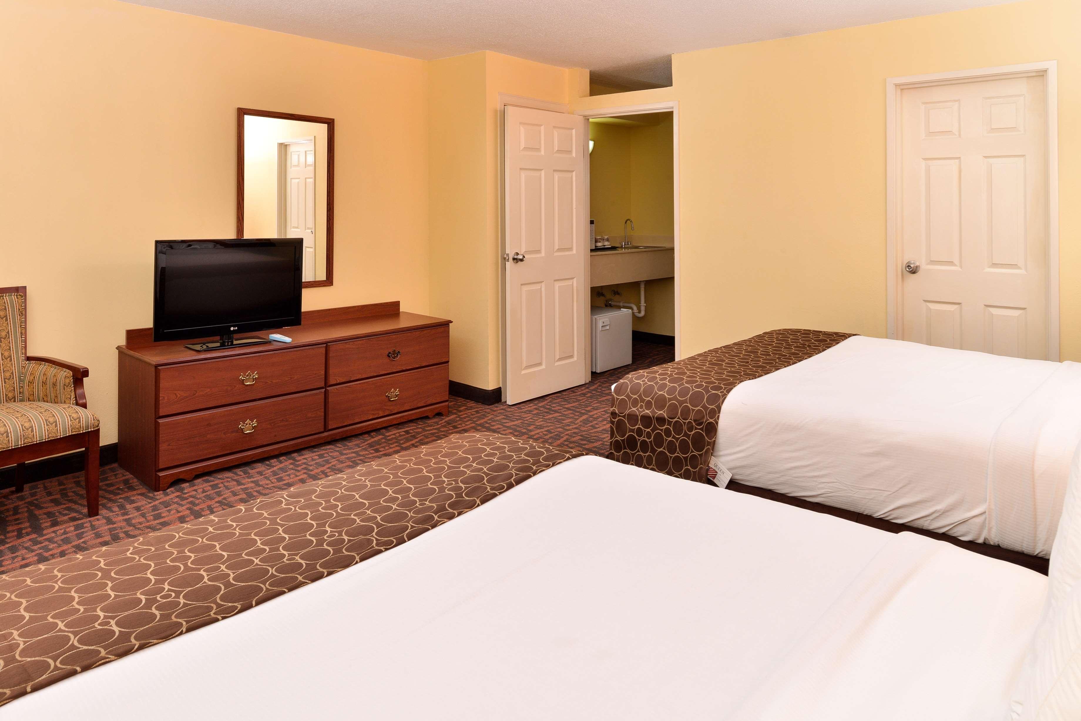 Best Western Louisville East Inn & Suites Luaran gambar