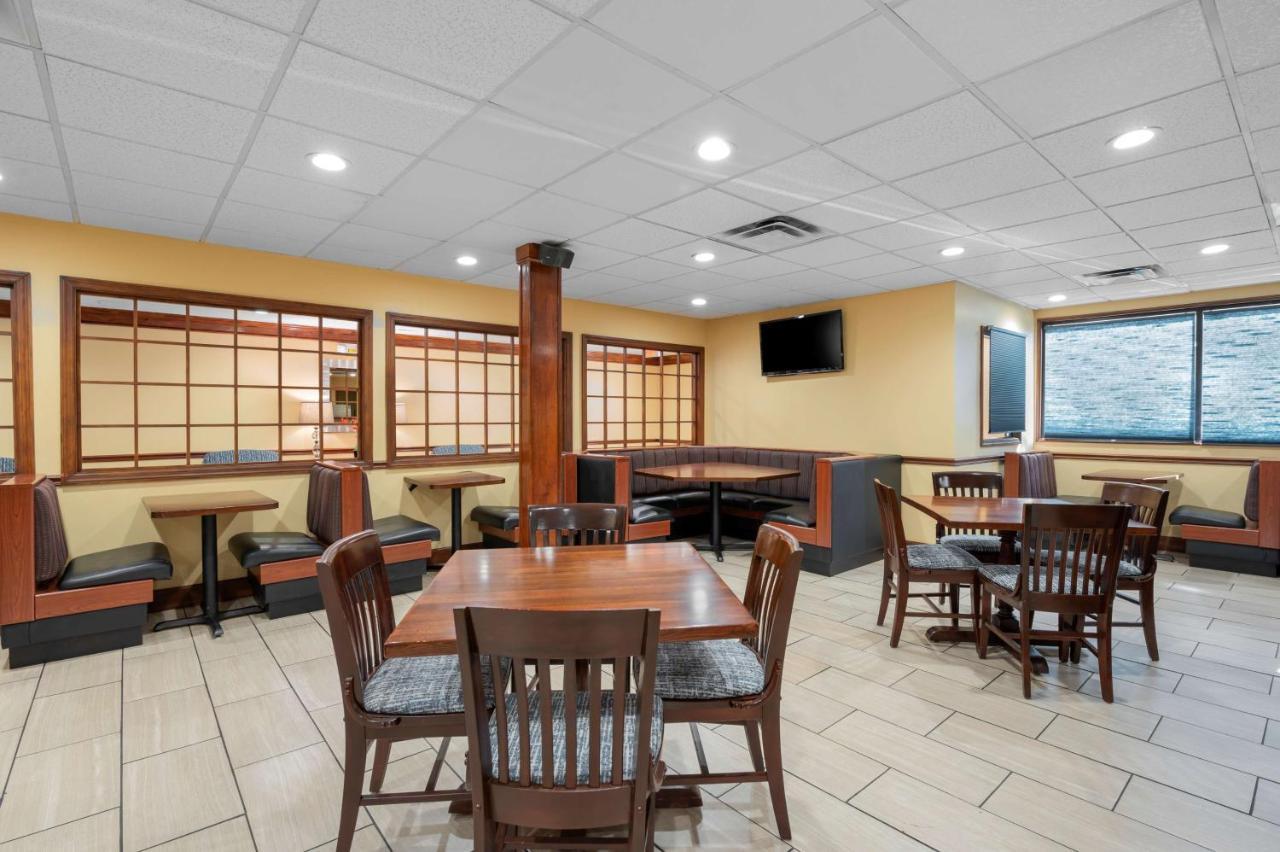 Best Western Louisville East Inn & Suites Luaran gambar