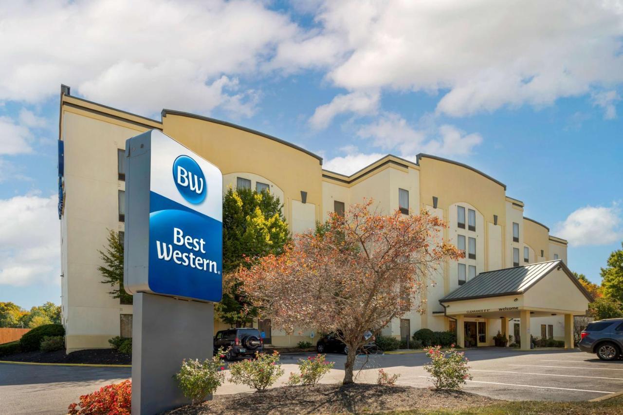 Best Western Louisville East Inn & Suites Luaran gambar