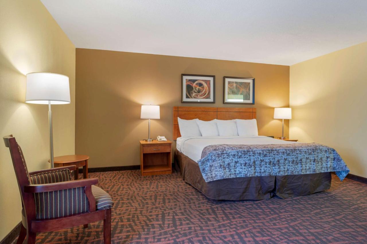 Best Western Louisville East Inn & Suites Luaran gambar
