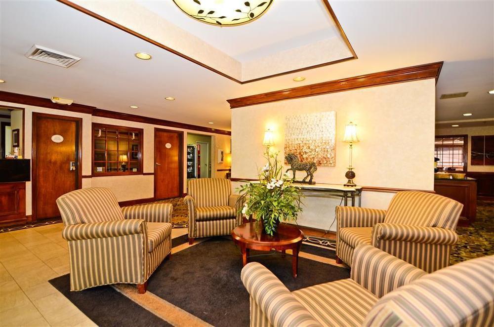 Best Western Louisville East Inn & Suites Bilik gambar