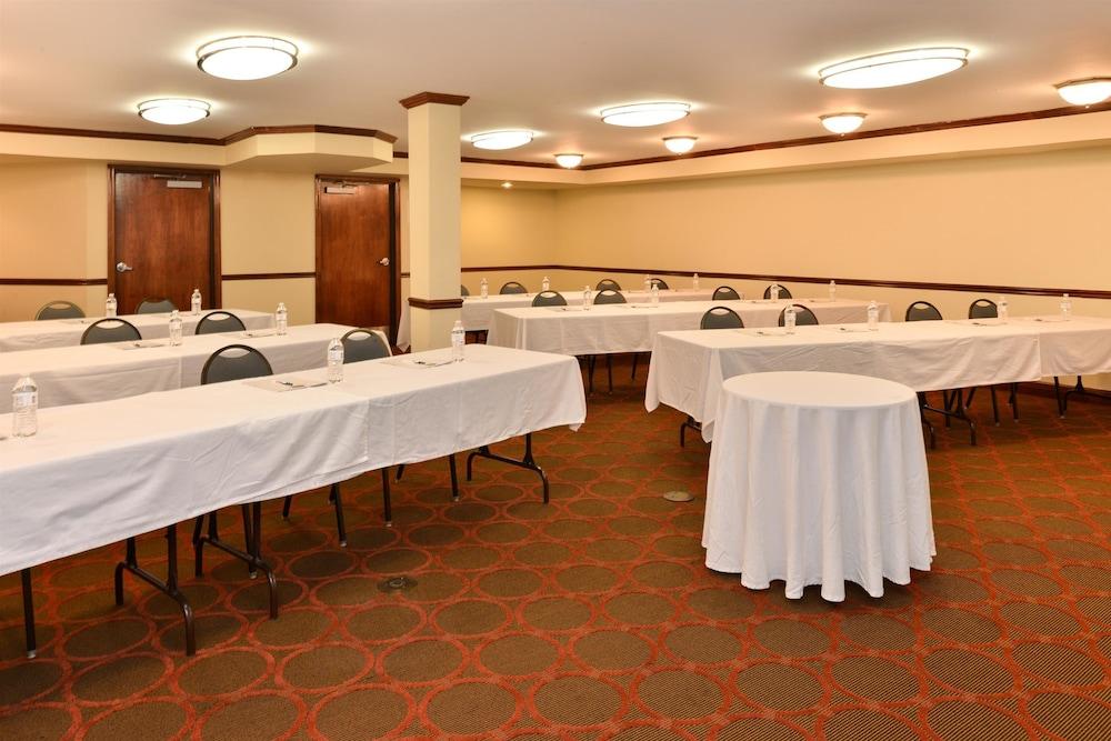 Best Western Louisville East Inn & Suites Luaran gambar